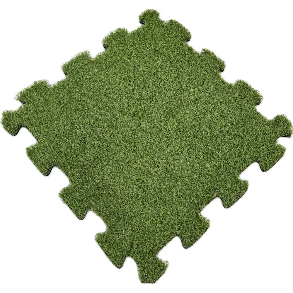 Kunstrasen mit Gummibeschichtung an der Unterseite